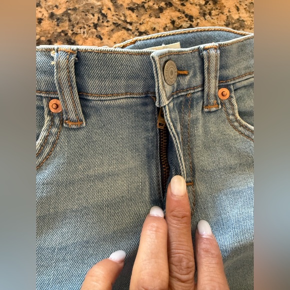 Levi's Light Blue wide leg girl jeans - Picture 2 of 6